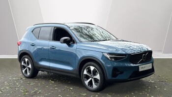 Volvo XC40 2.0 B3P Plus Dark 5dr Auto Petrol Estate